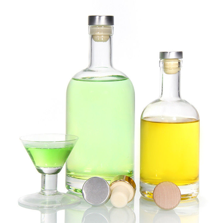 Bajo precio 750 ml Flint botella de licor botella de vidrio oval botella de licor clara botellas para el whisky