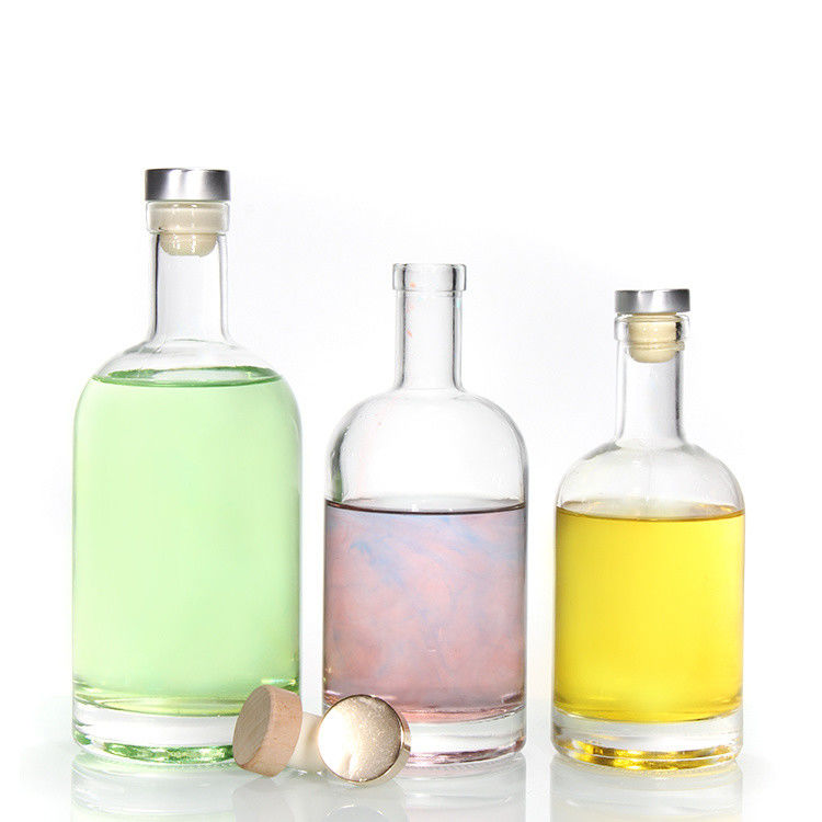 Precio barato750ml Flint botellas de licor de vidrio personalizado Impreso para cóctel whisky ron