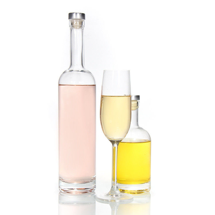 Precio barato750ml Flint botellas de licor de vidrio personalizado Impreso para cóctel whisky ron