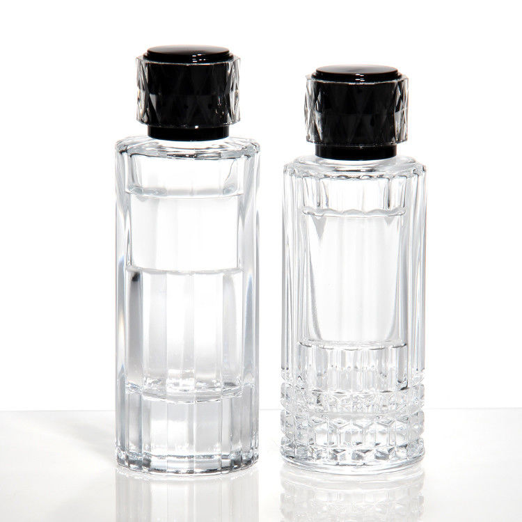 Logotipo personalizado Elegancia Decoración tallada Botella de vidrio vacía de 50 ml Botella de perfume de lujo
