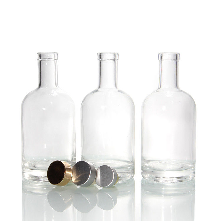 Botellas de vodka de base pesada preparadas para botellas de licor de cristal bordeaux de 750 ml