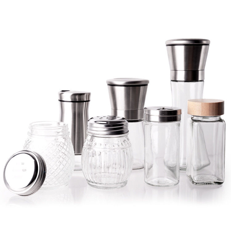 Fabricante Contenedor de almacenamiento de alimentos Contenedor de almacenamiento de cocina 4 oz Jarrones de especias de vidrio con tapas