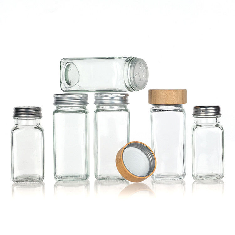 Jarrones de especias de vidrio de 90 ml con batidora Vertiendo tapa cuadrada 4 oz Jarrón de especias para cocina
