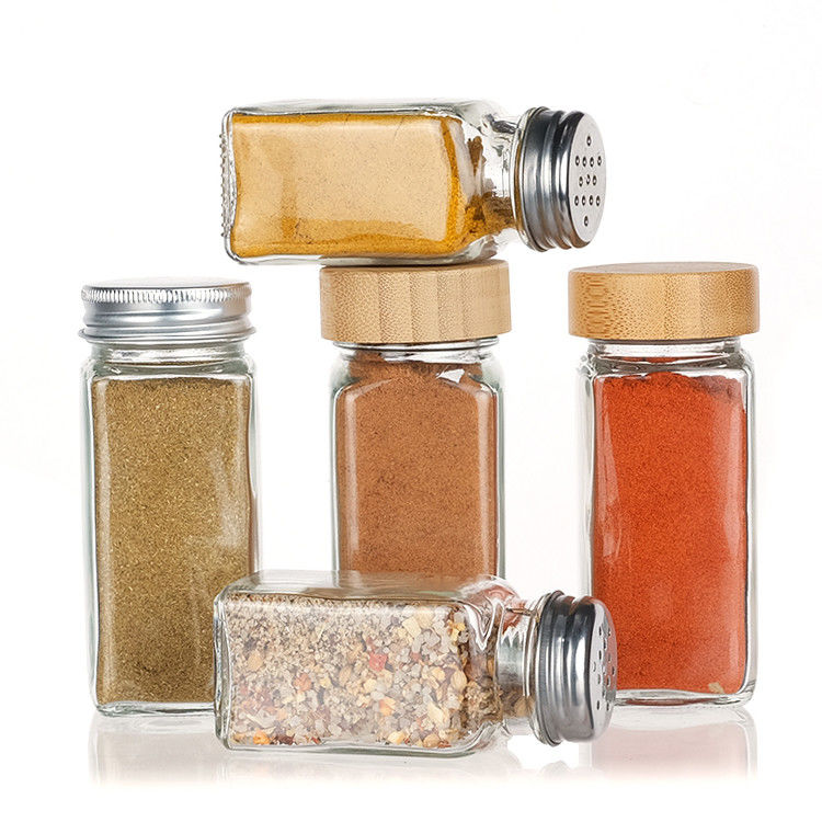 Jarrones de especias de vidrio de 90 ml con batidora Vertiendo tapa cuadrada 4 oz Jarrón de especias para cocina